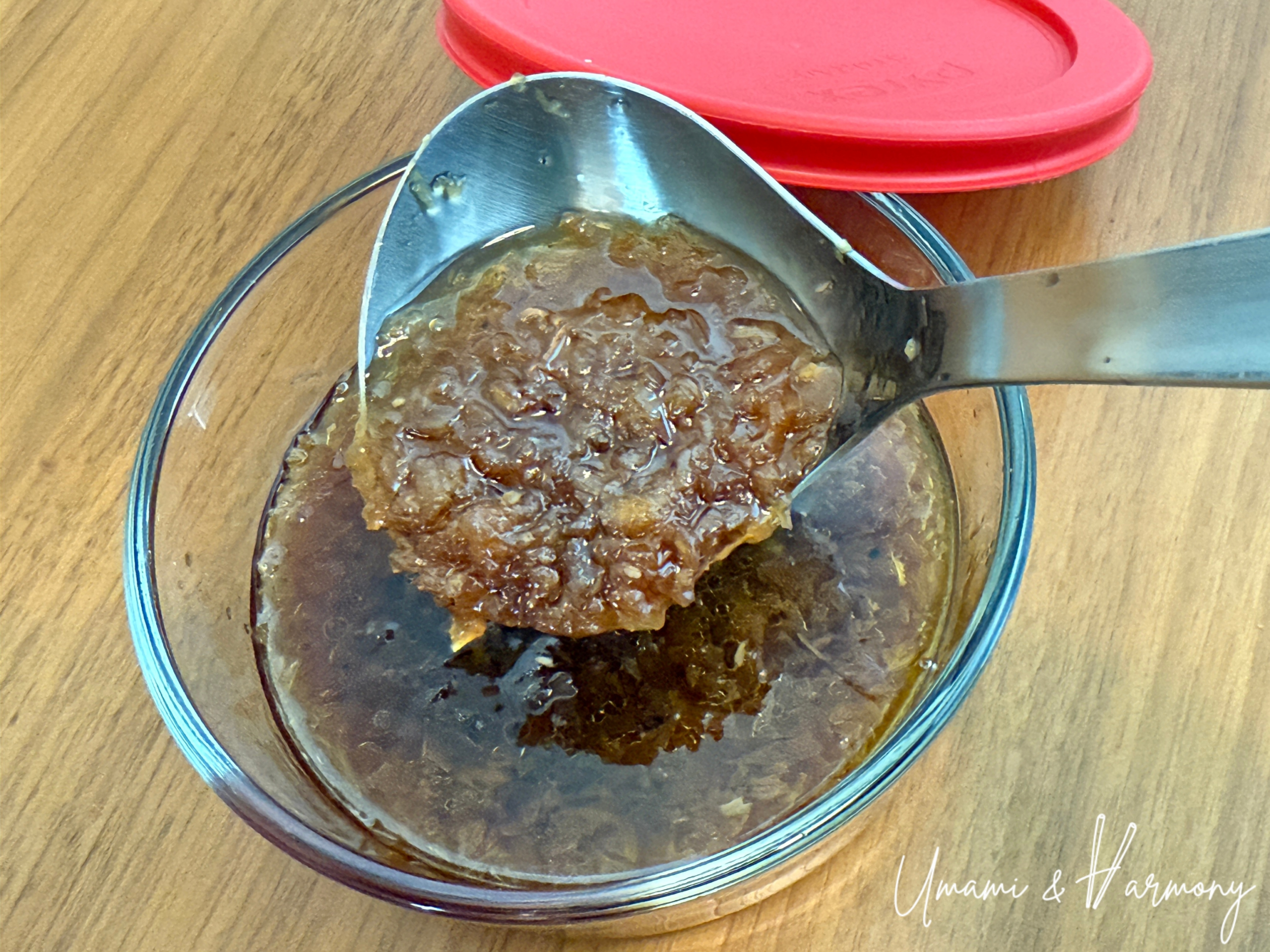 Cooked Japanese onion dressing cooled and transferred to a small glass container